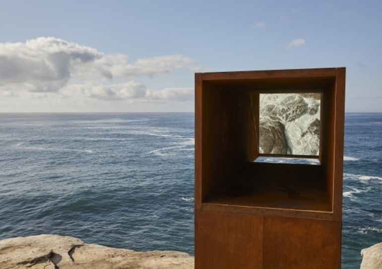 Joel Adler, Viewfinder, Sculpture by the Sea 2019